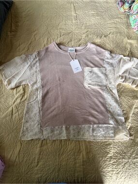 Light weight Chic style tee